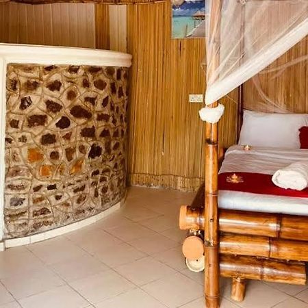 Ches Bay Resort Nangina Ngoại thất bức ảnh