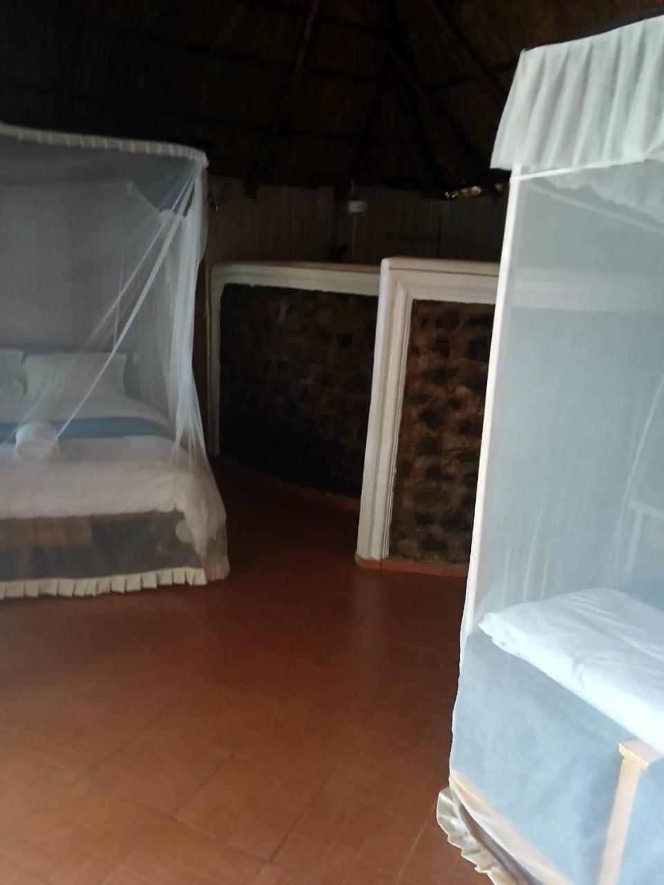 Ches Bay Resort Nangina Ngoại thất bức ảnh
